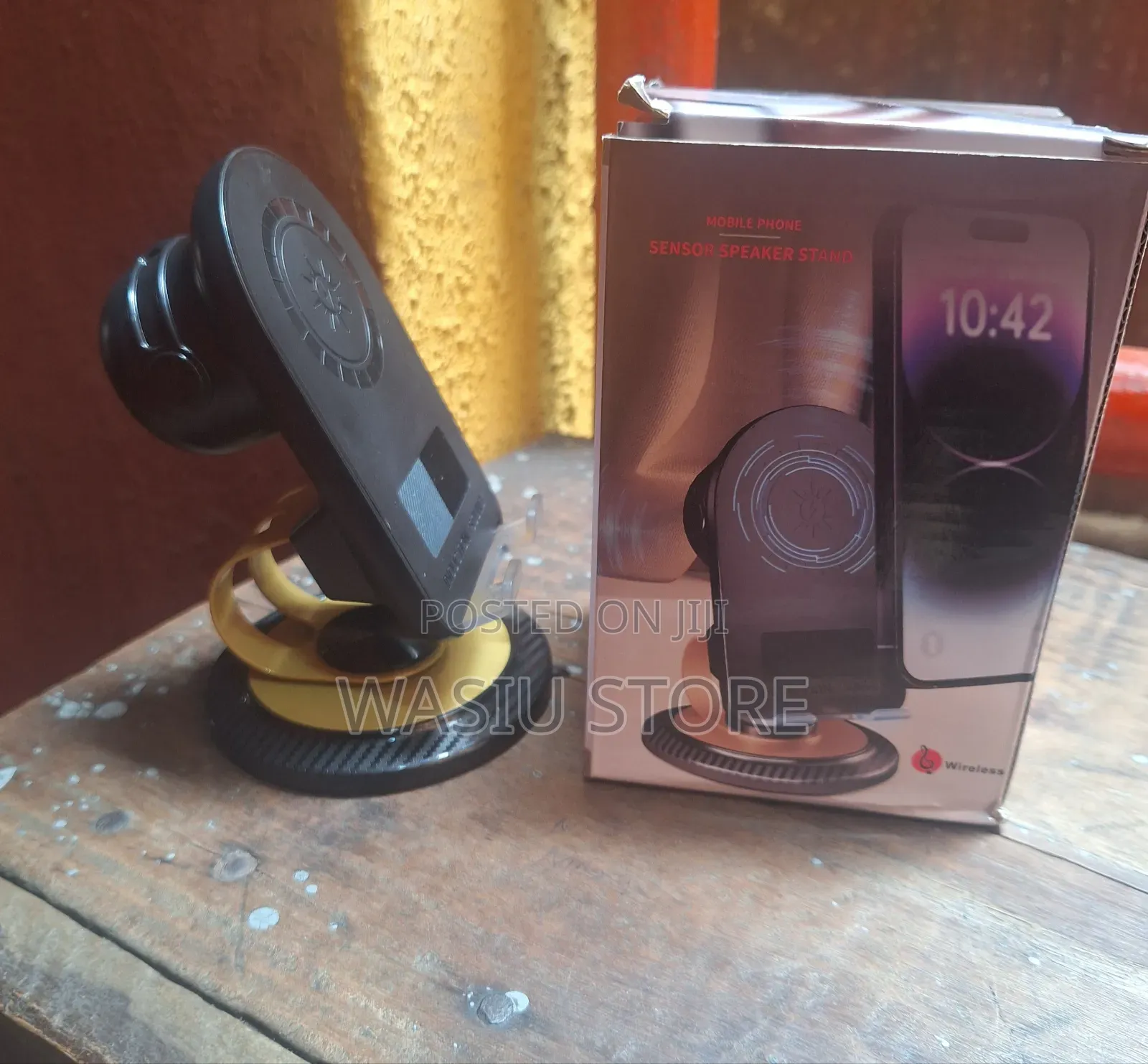 Sensor Bracket Speaker With Phone Holder