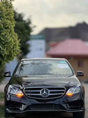 Mercedes-Benz E350 Base 4Matic Sedan AWD (3.5L 6cyl 7A) 2014 Black