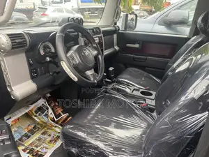 Toyota FJ Cruiser Base 4x2 2008 Purple