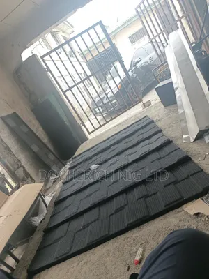 Photo - Quality Black Shingle Stone Coated Roofing Sheet New Zealand