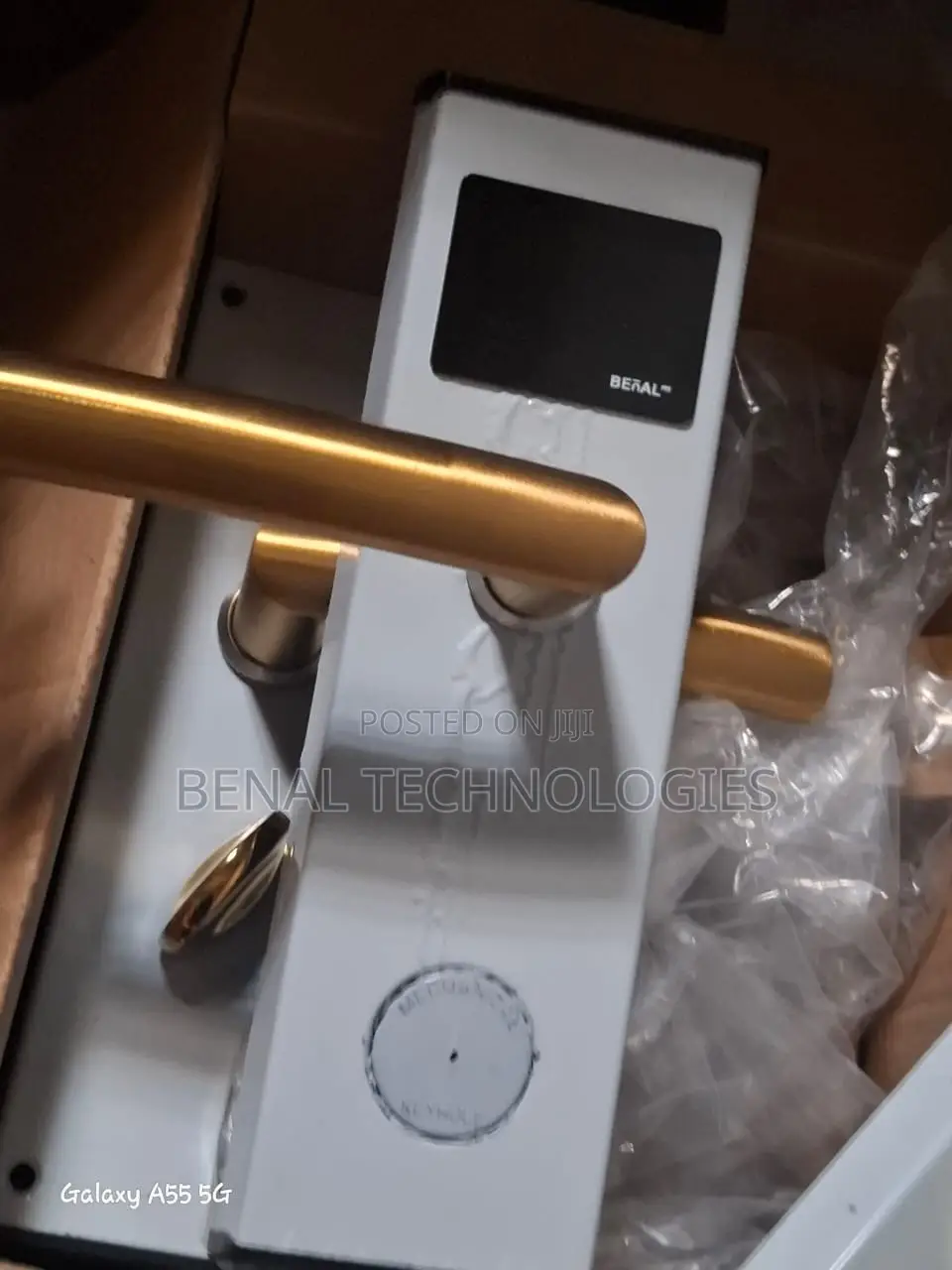 Card Access + Smart Lock Software = Seamless Hospitality