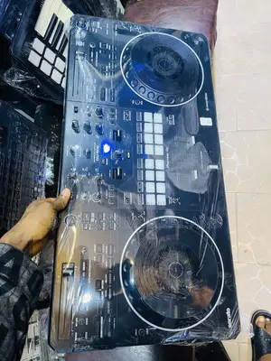Two Months Used Rev5 Dj Controller