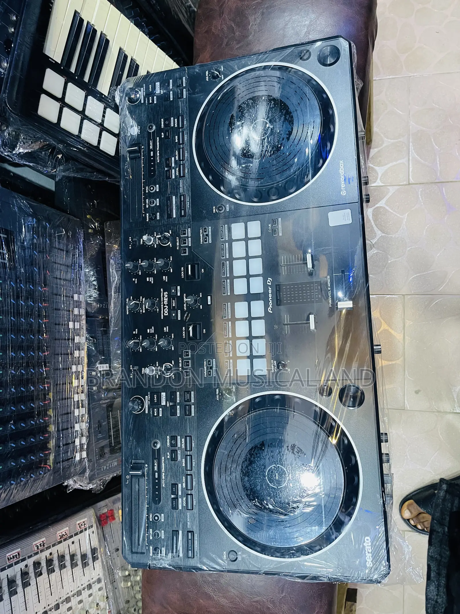 Two Months Used Rev5 Dj Controller