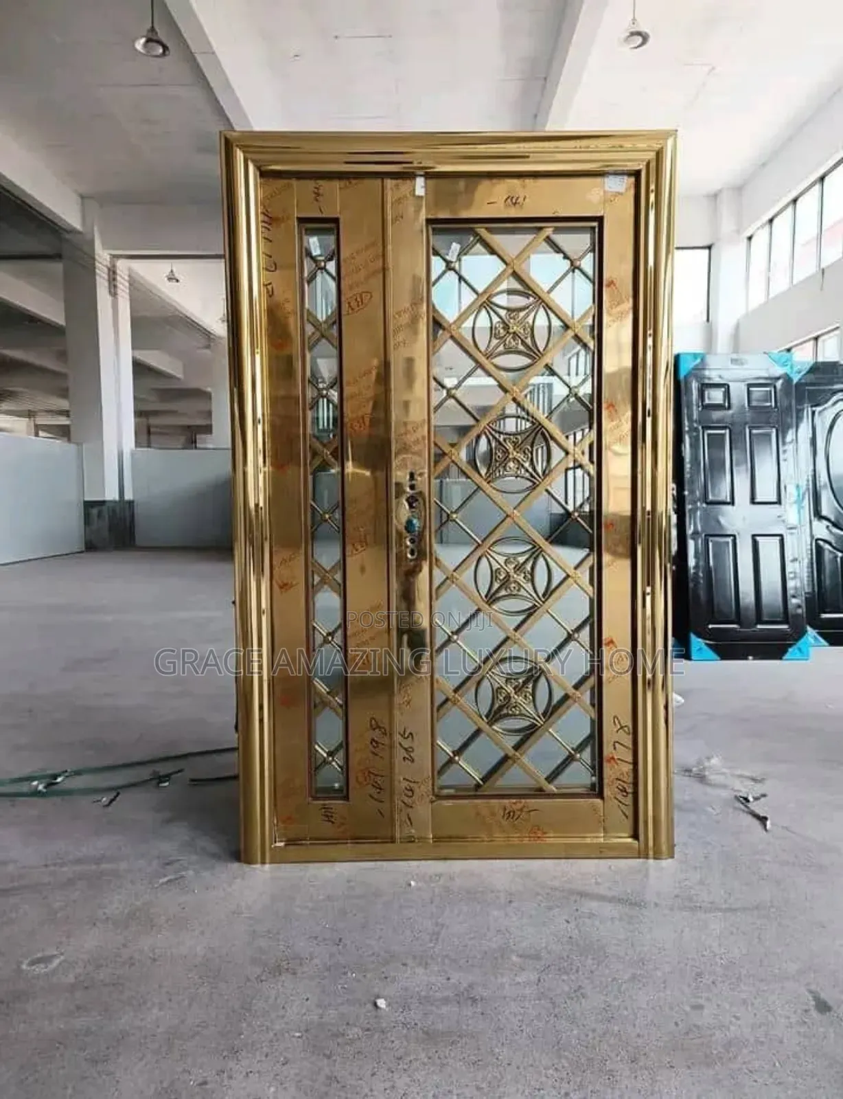Ring Gold Glass Door