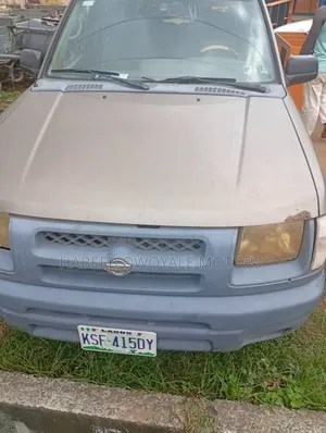Photo - Nissan Xterra 4.0 2004 Gold