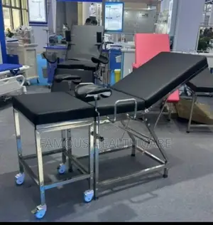 8 Leg Delivery Bed