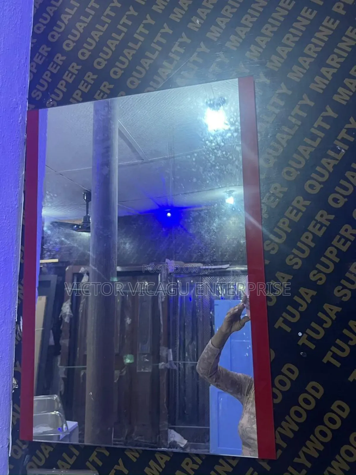 Plain Mirror