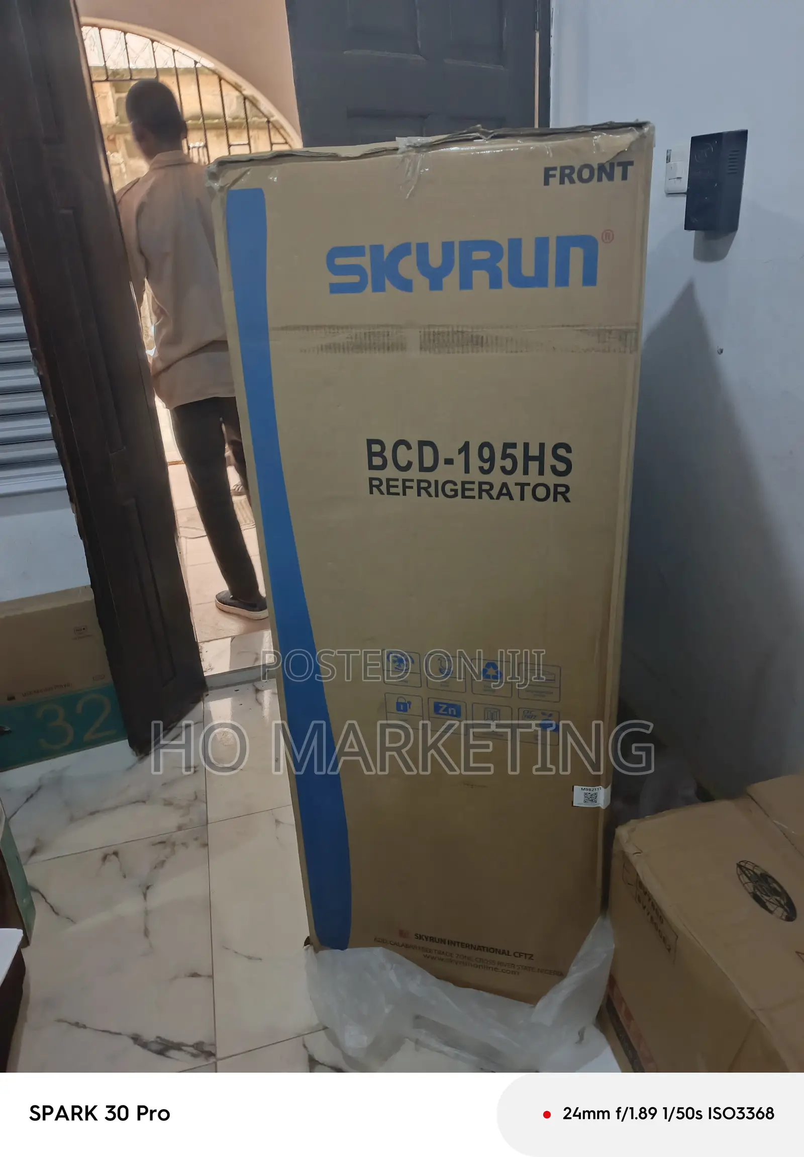 Skyrun 195l Double Door Refrigerator With Top Freezer