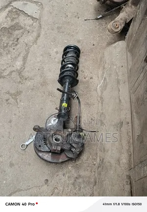 Front Hub Nissan Amlera 2012