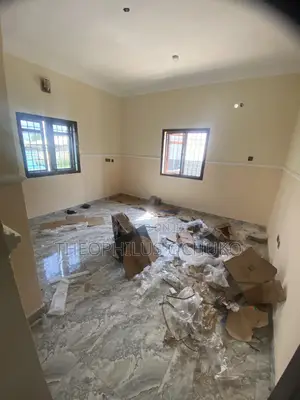 Photo - 2bdrm Block of Flats in New Site Estate Fha for rent