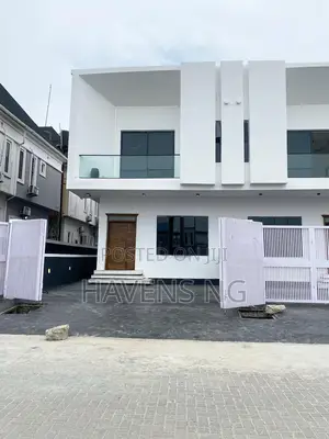 4bdrm Duplex in Lekki Phase 2 for sale