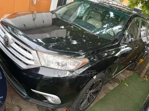 Toyota Highlander 2010 Black