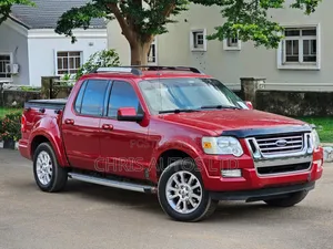 Photo - Ford Explorer Sport Trac 2010 Red