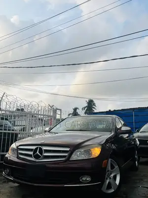 Photo - Mercedes-Benz C300 2008 Red