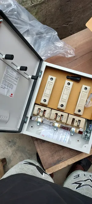 100 Amps Authentic Avells Gearswitch