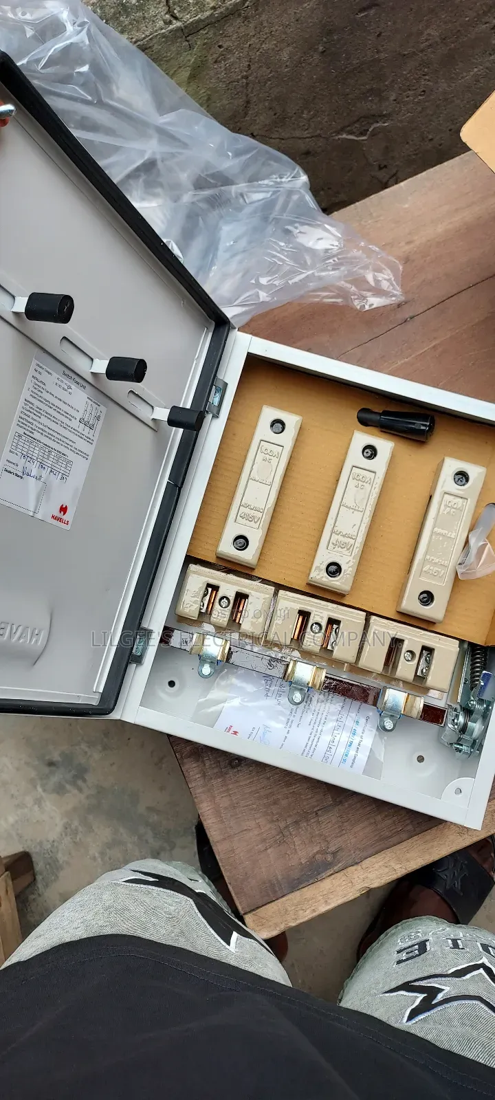 100 Amps Authentic Avells Gearswitch