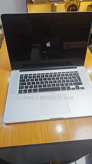 Laptop Apple MacBook Pro 2015 16GB Intel Core I7 SSD 128GB