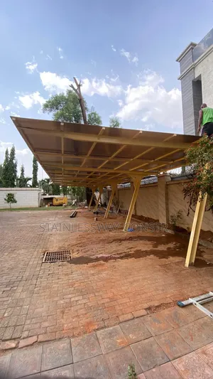 H-Beams Cream Carport Spectre