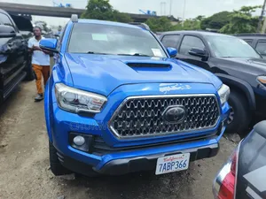 Toyota Tacoma Limited 2017 Blue