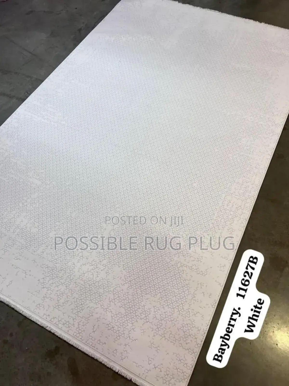 Bay Berry Center Rug