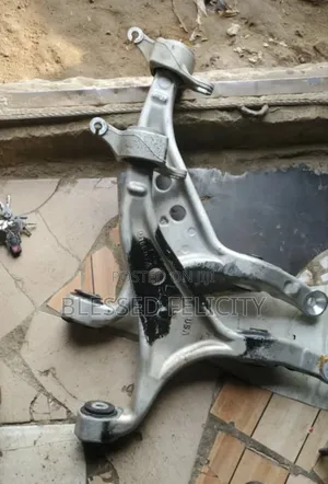 Lower Arm W 166