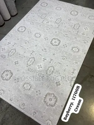 Cream Bayberry Center Rug