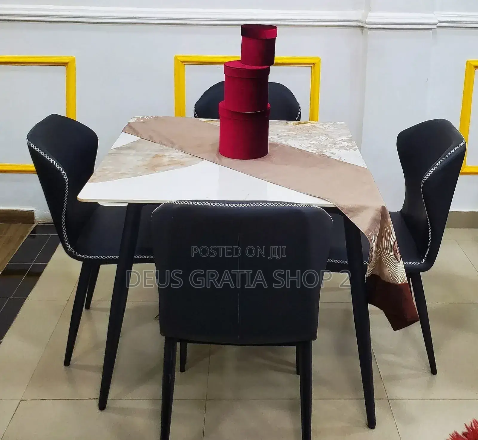 4 Seaters Marble Dining Table Set