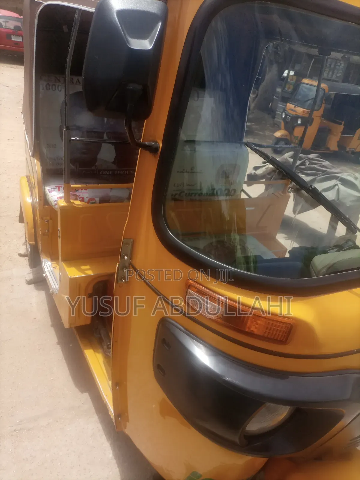 Bajaj RE 2020 Yellow