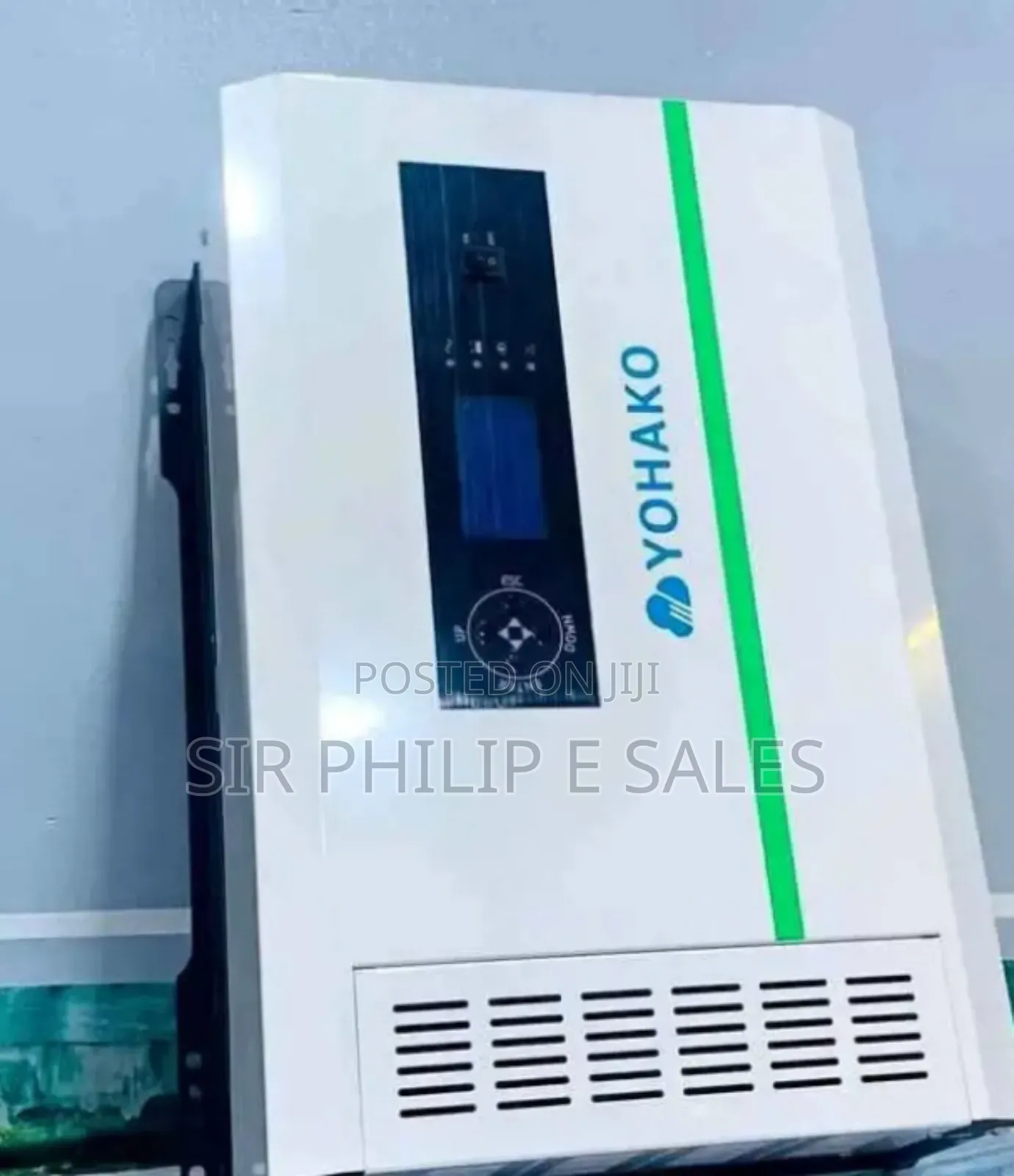 Yahako MPPT Hybrid Solar Inverter 5kva