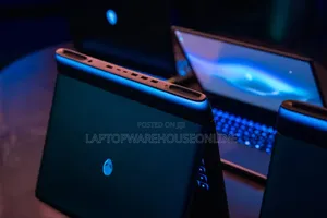 New Laptop Alienware Area-51m 64GB Intel Core Ultra 9 SSD 4T