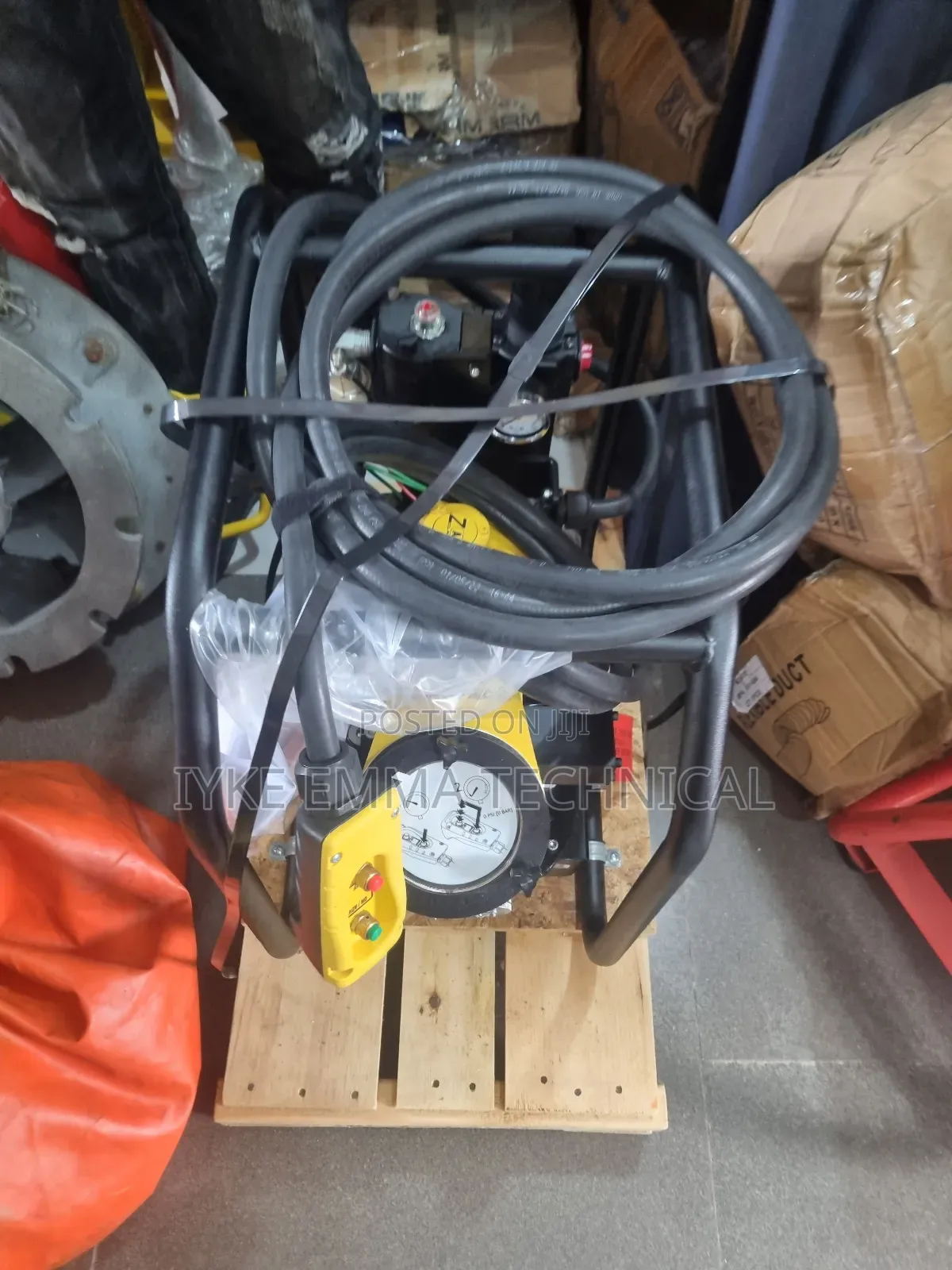 Enerpac Hydraulic Torque Machine