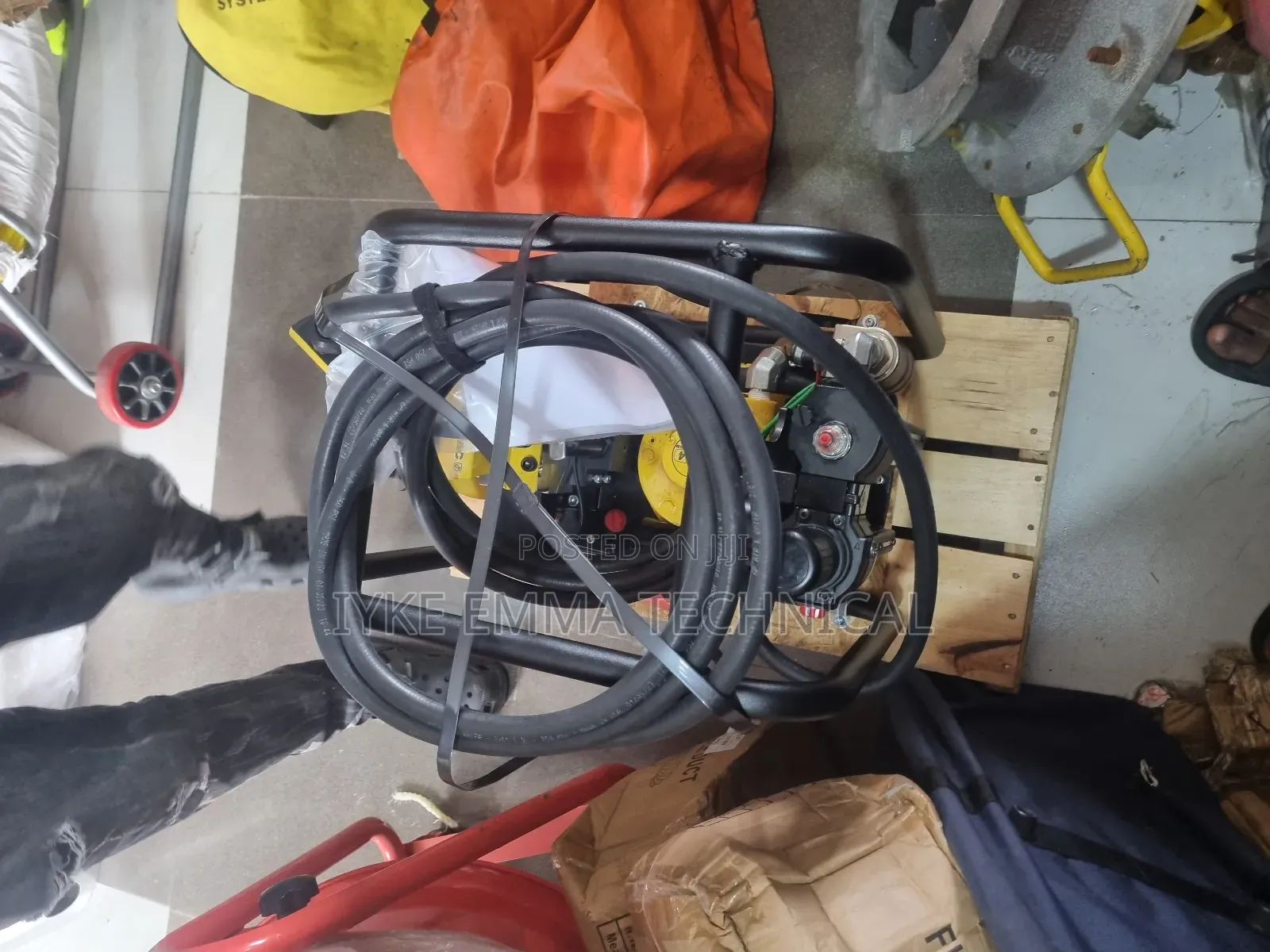 Enerpac Hydraulic Torque Machine