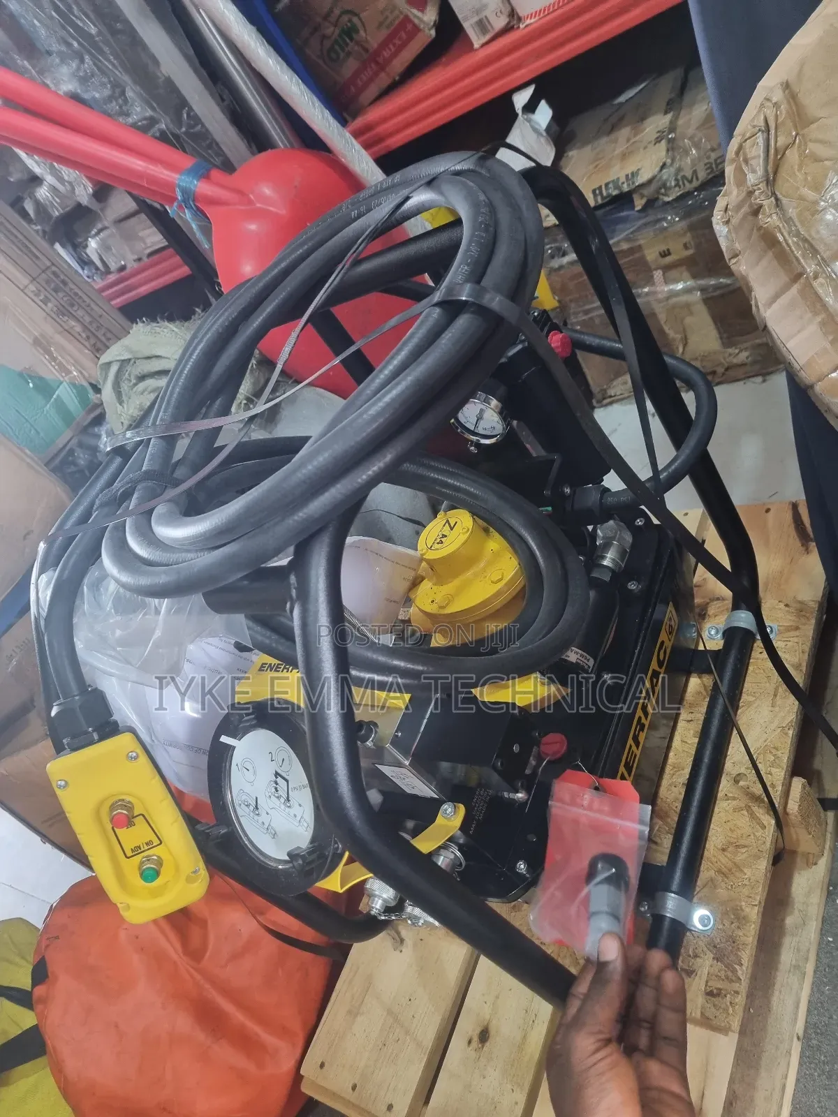 Enerpac Hydraulic Torque Machine