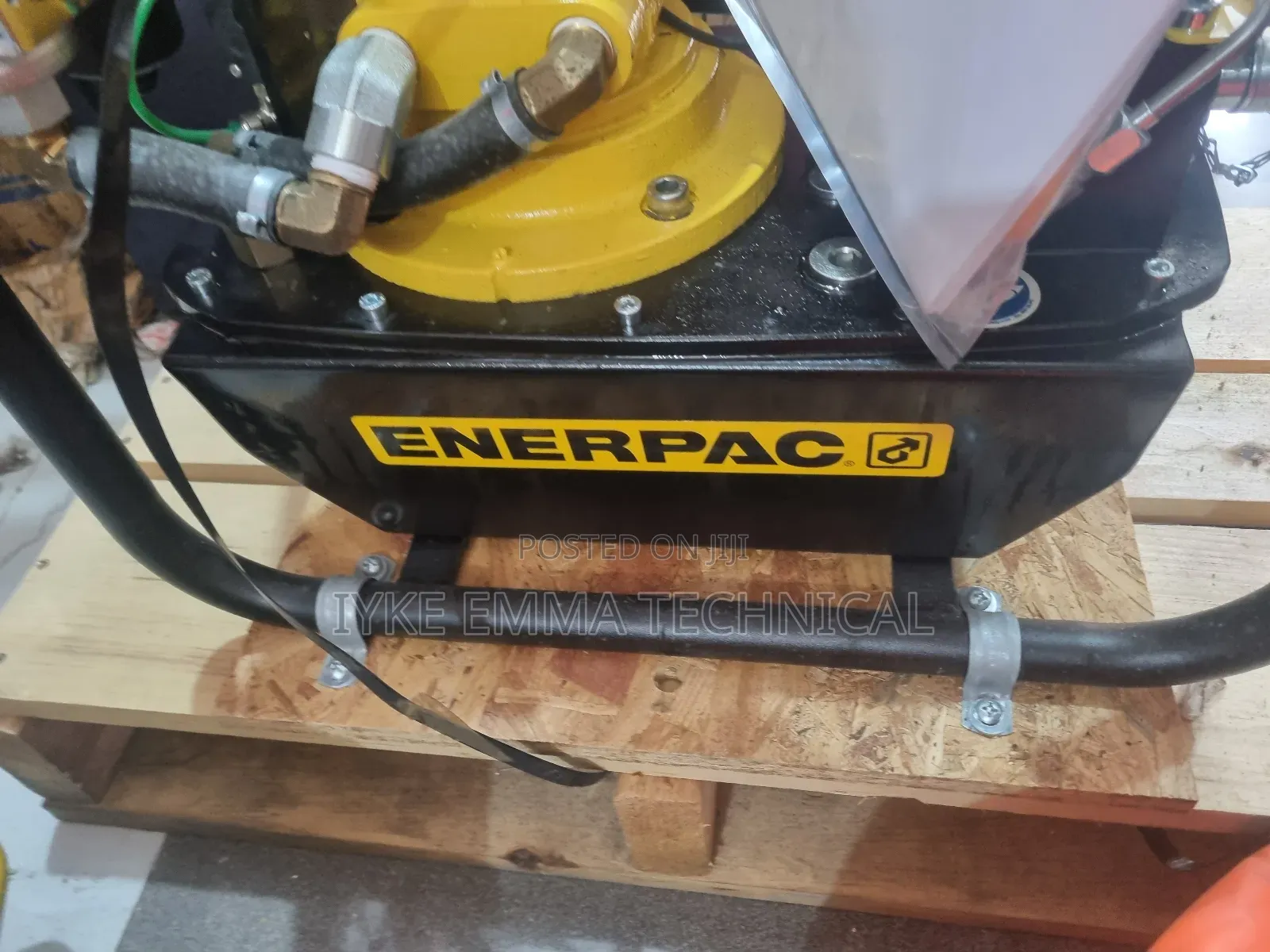 Enerpac Hydraulic Torque Machine