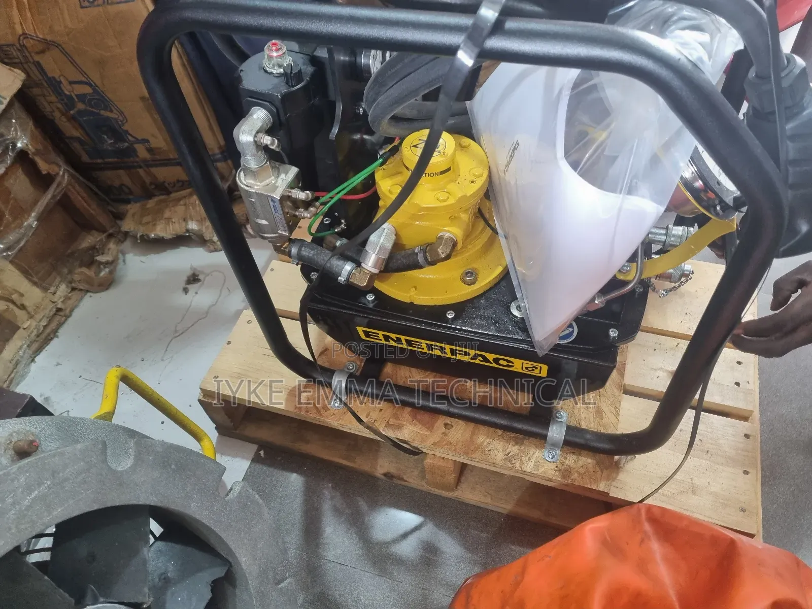 Enerpac Hydraulic Torque Machine