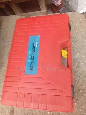 Ratchet Pipe Threading Dies Kit