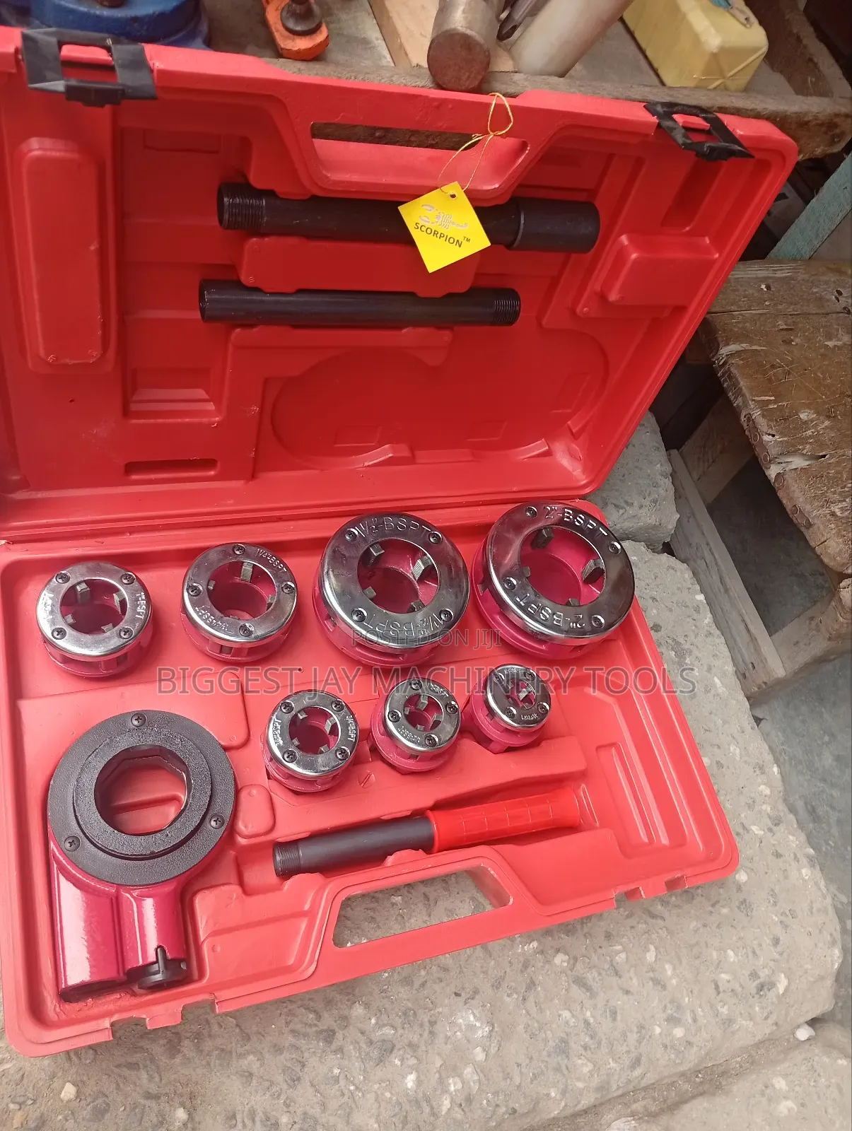 Ratchet Pipe Threading Dies Kit