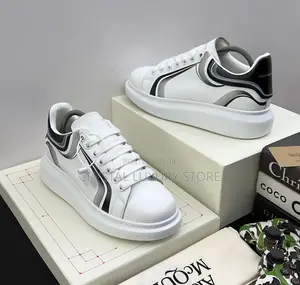 Photo - Alexander McQueen Quality Luxury Men Sneakers