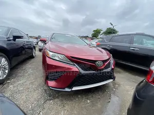 Toyota Camry XSE FWD 2020 Red