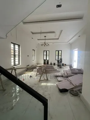 4bdrm Duplex in Lekki for sale