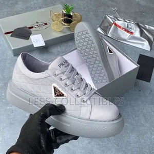 Photo - Luxury Portable Unisex Sneakers