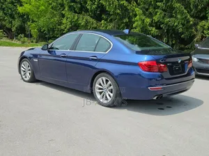 BMW 528i 2016 Blue