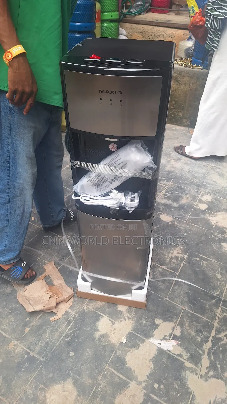 New Maxi Bottom Loading Hot Cold Normal Water Dispenser