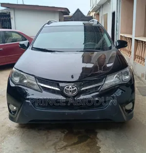 Photo - Toyota RAV4 2013 Black