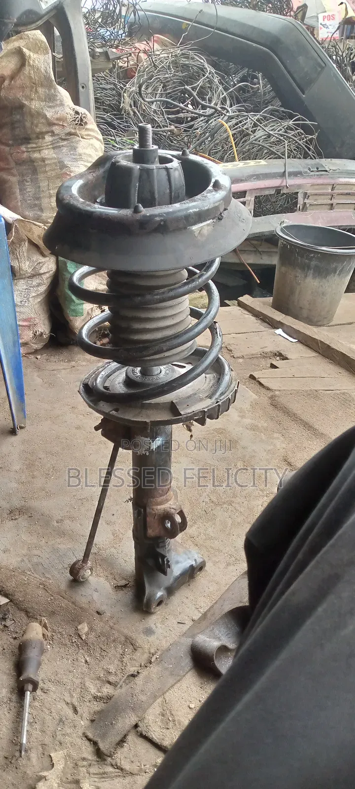 Front Shock C Class ( W203 )