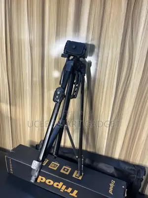 Tripod Stand