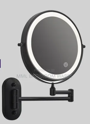 Magnifying Mirror With Lights