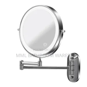 Magnifying Mirror With Lights