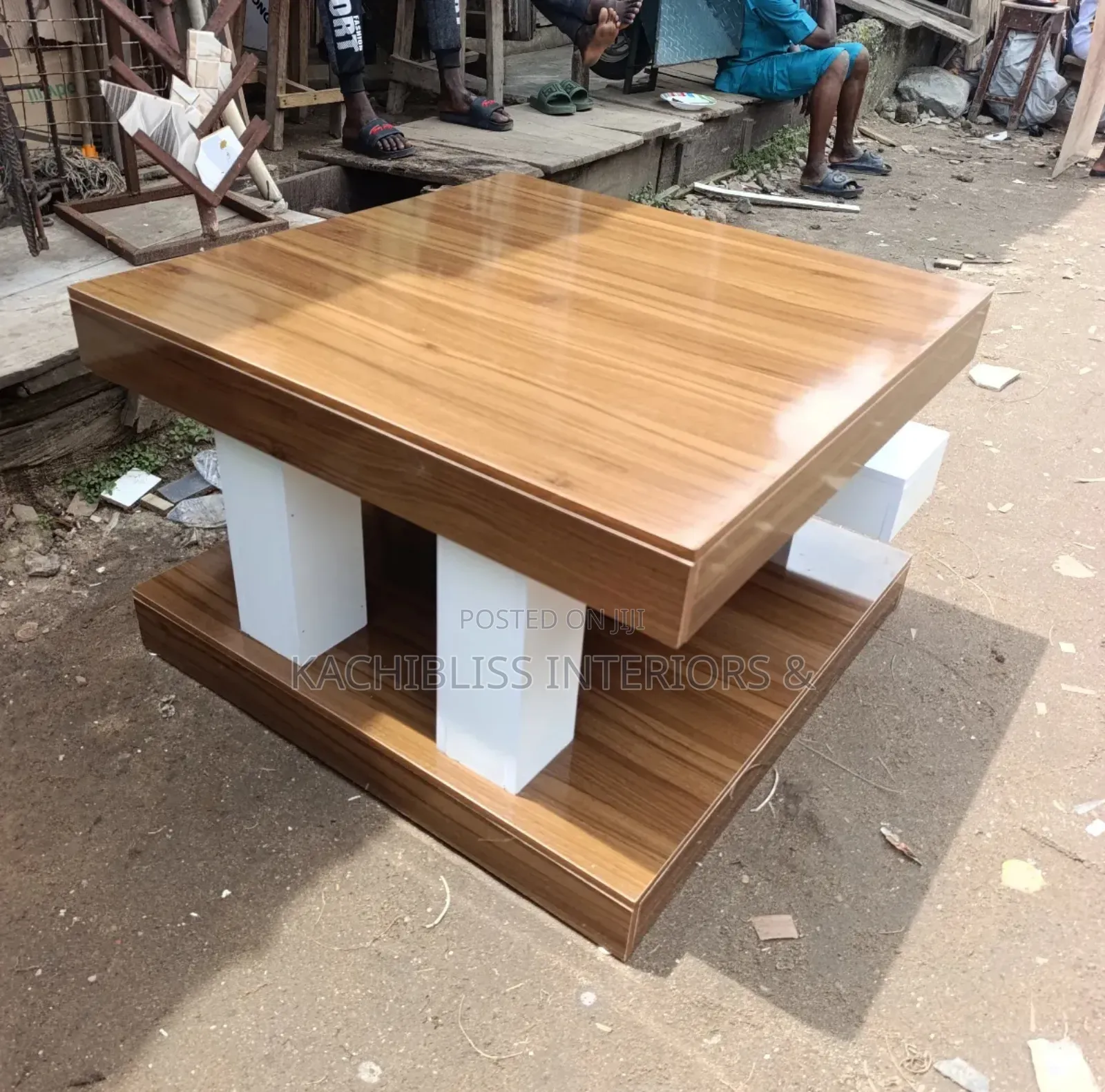 Center Table 004