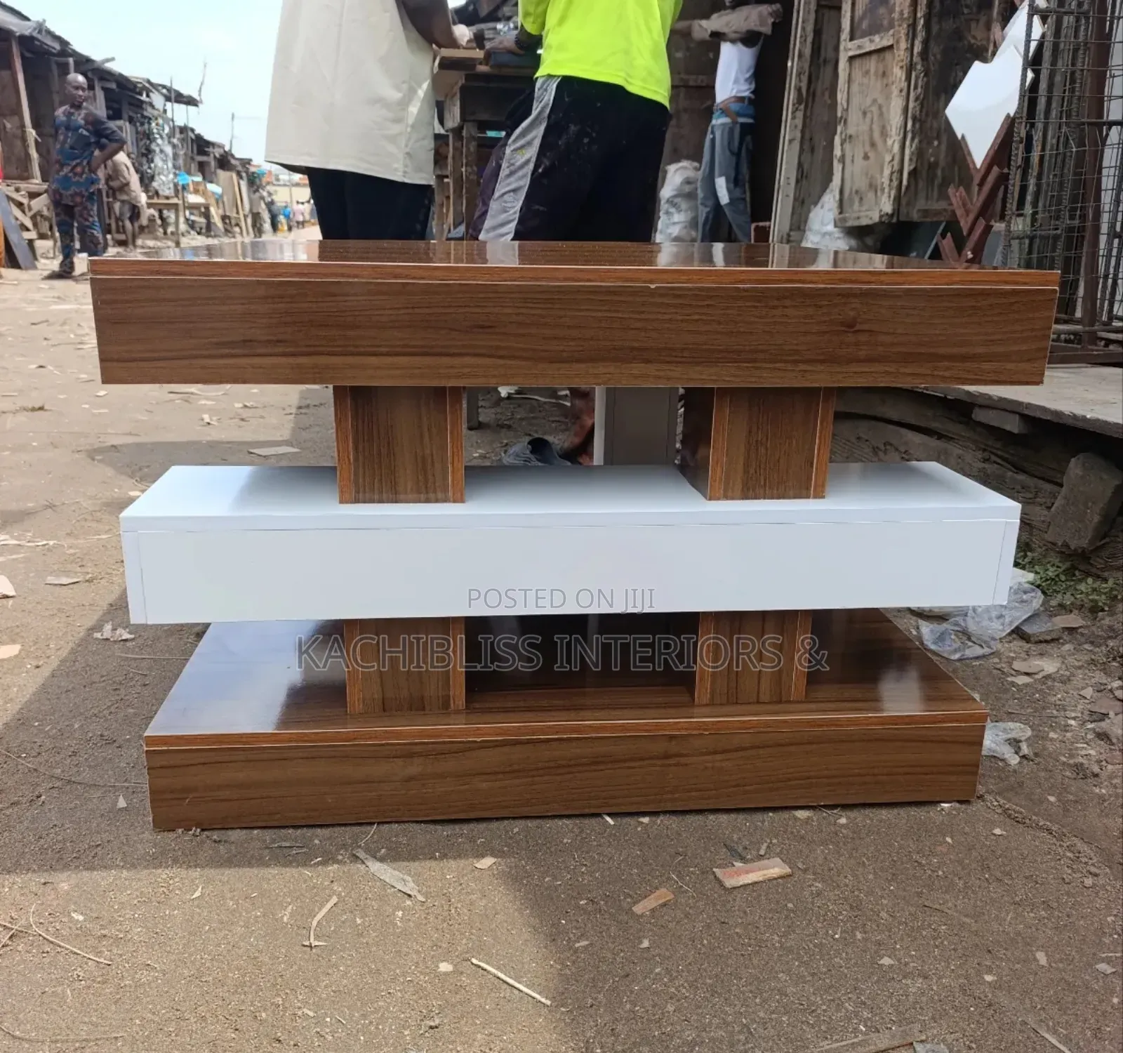 Center Table 004